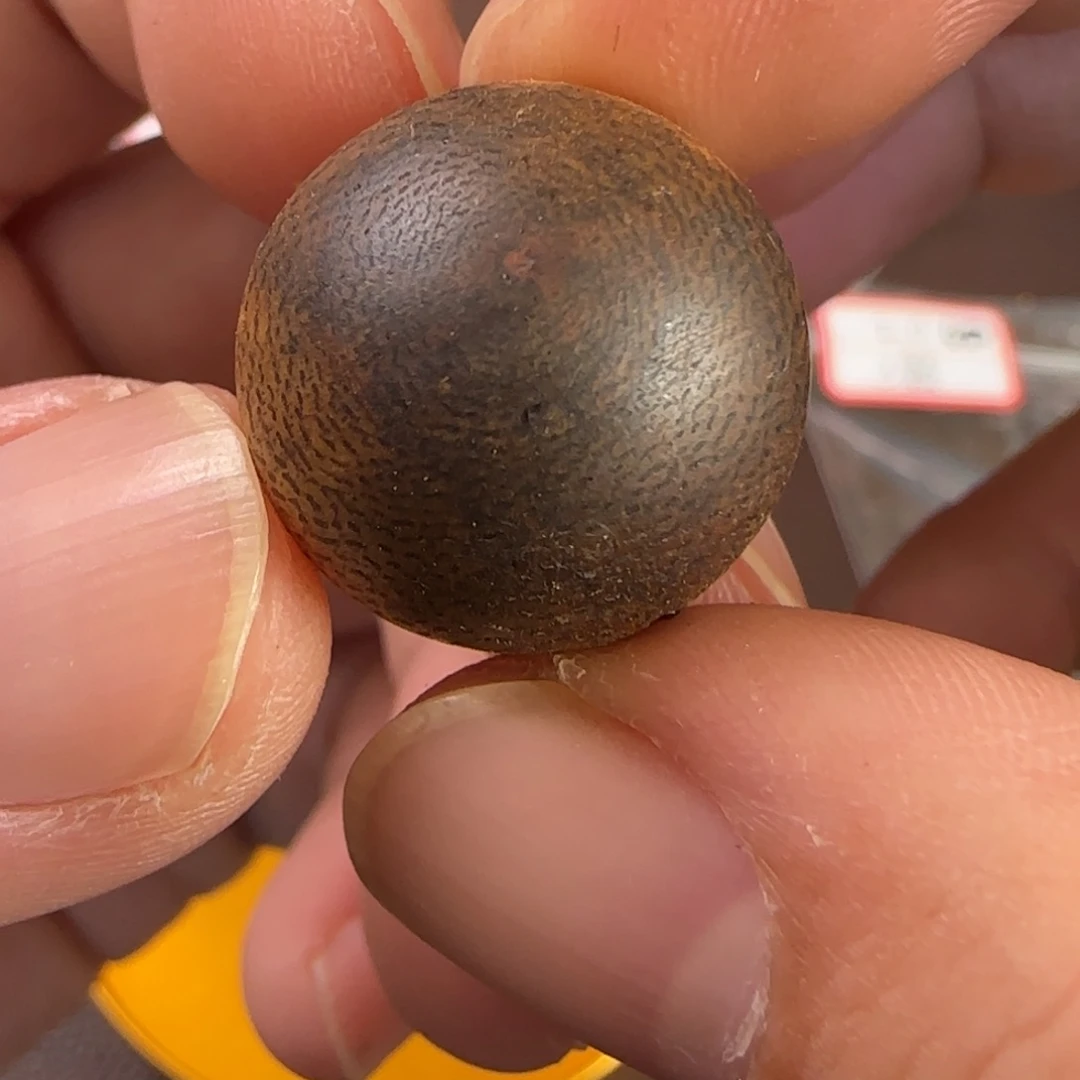 摆件沉香奇楠高品单珠2.0尺寸