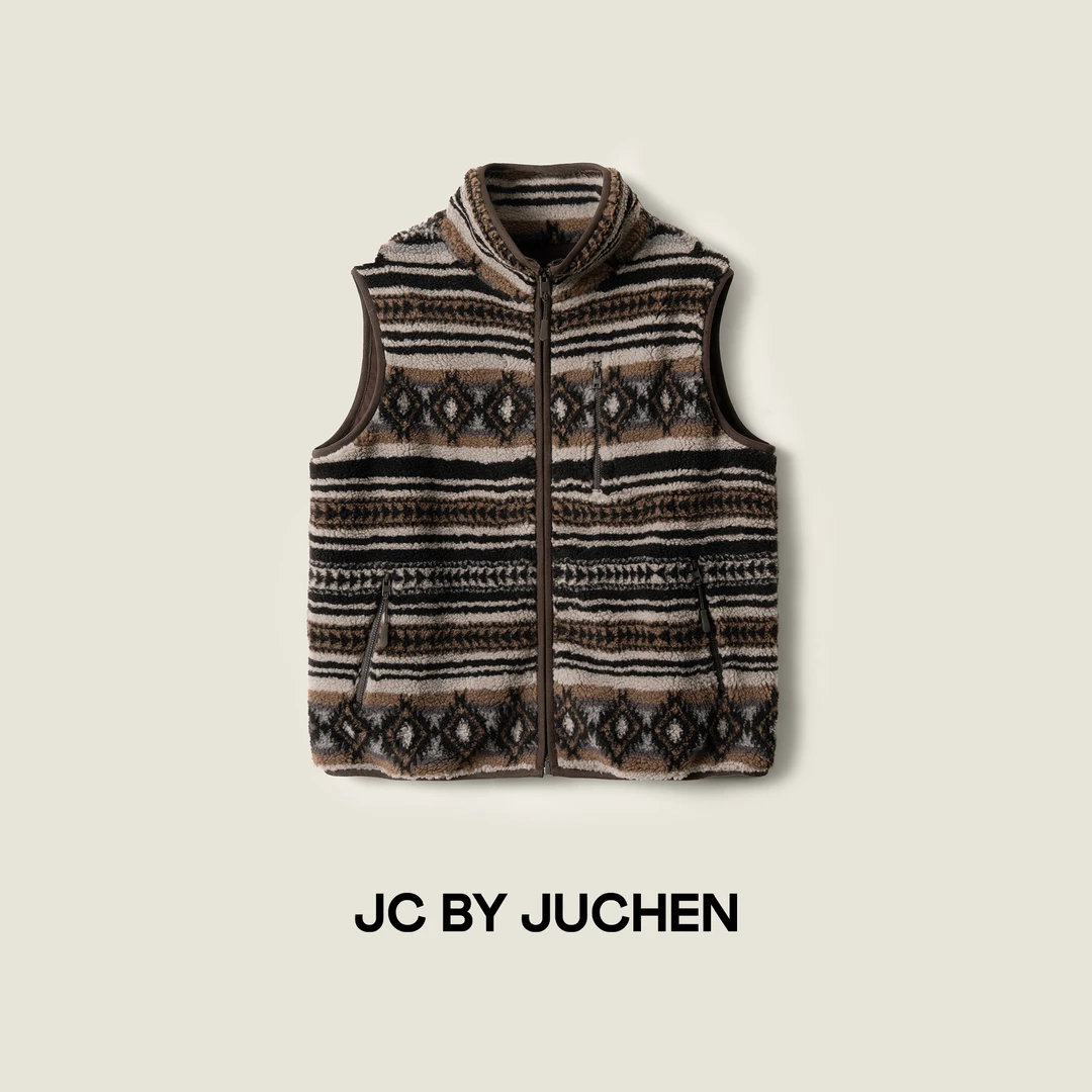 “雪中小木屋”秋冬费尔岛提花蓬松保暖羔绒立领马甲上衣FW074835