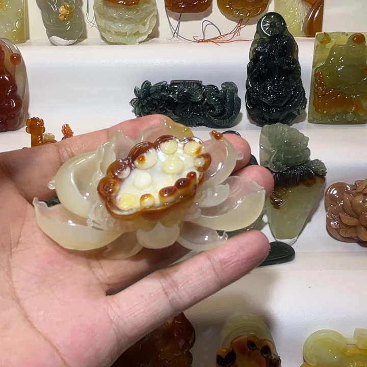 乙***¹岫玉未镶嵌吊坠(赠链)