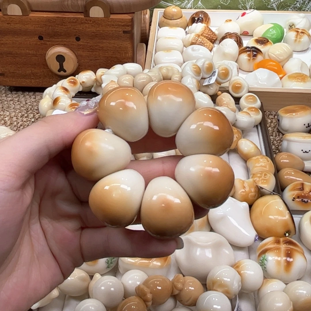 菩提根/象牙果手串9.26.21象牙果碳烤胖肠瑕