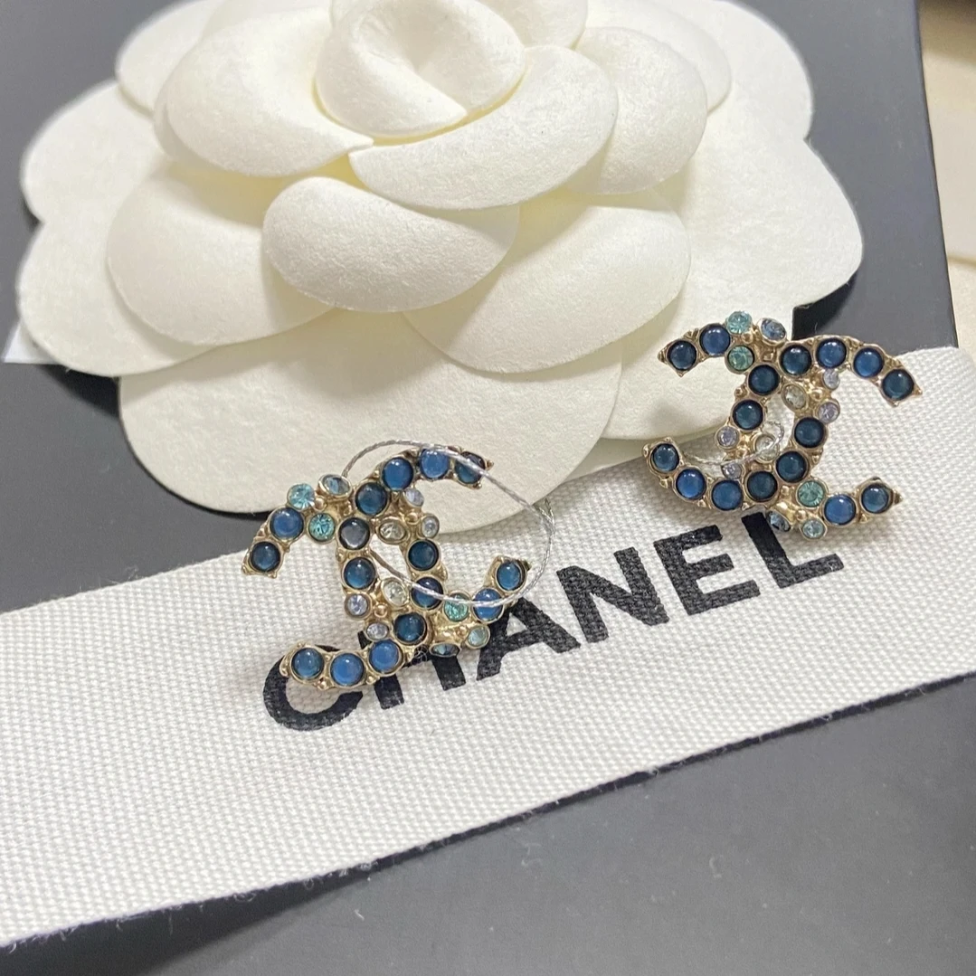 全新未使用 Chanel/香奈儿 耳钉蓝色珠珠钻钻时尚精致