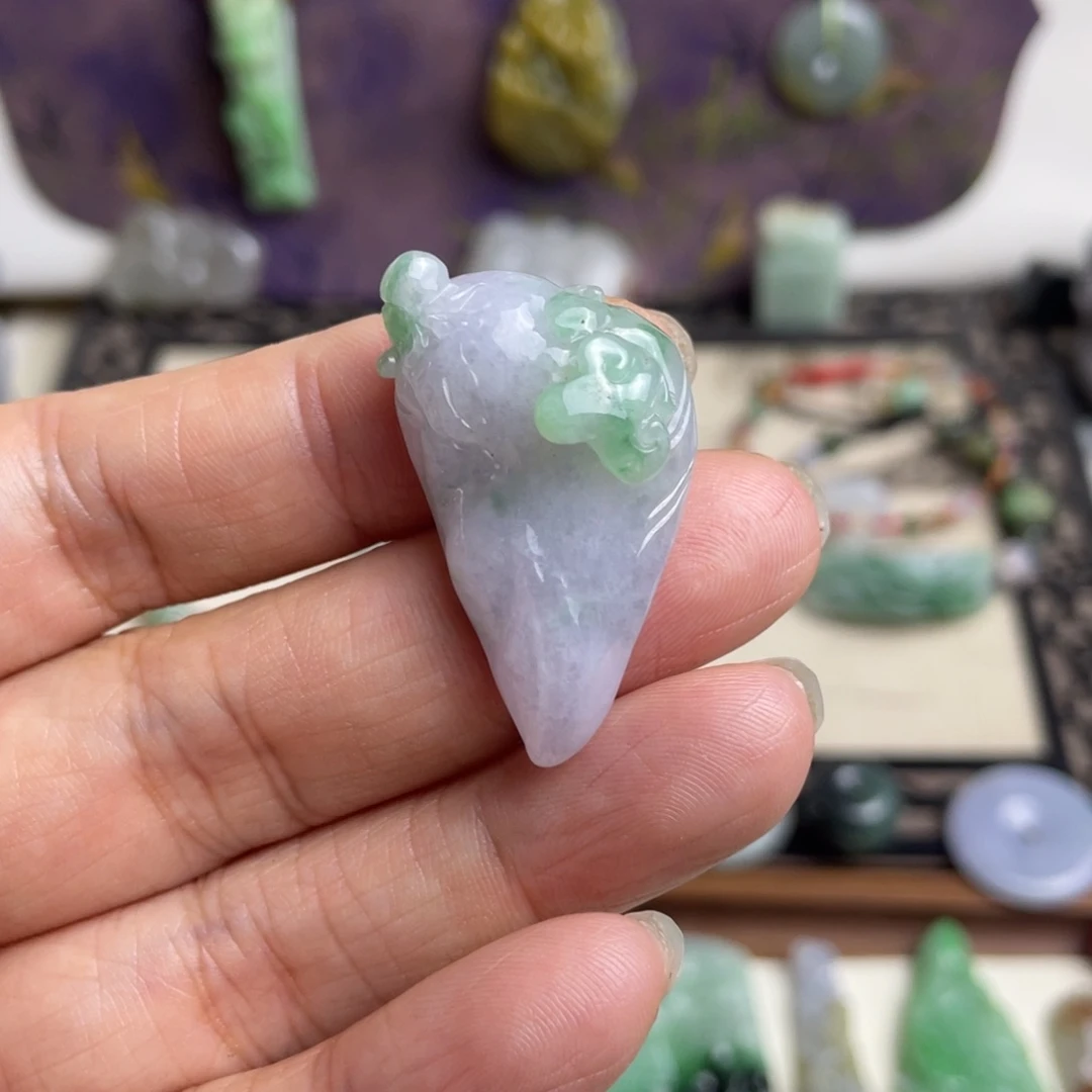 翡翠未镶嵌挂件特色挂件