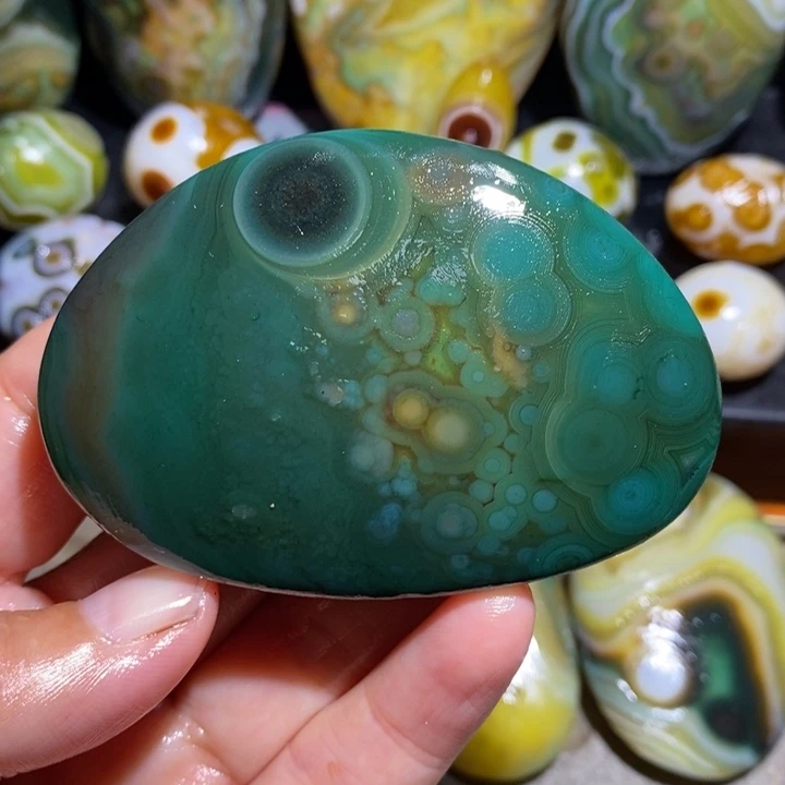 未镶嵌玛瑙/玉髓珠宝半成品79