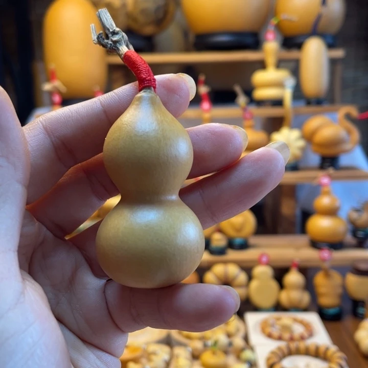 钰***天然葫芦自然生长