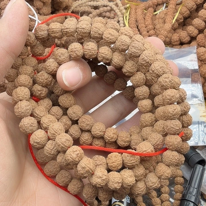 峭***羊吊坠金刚菩提帝王花