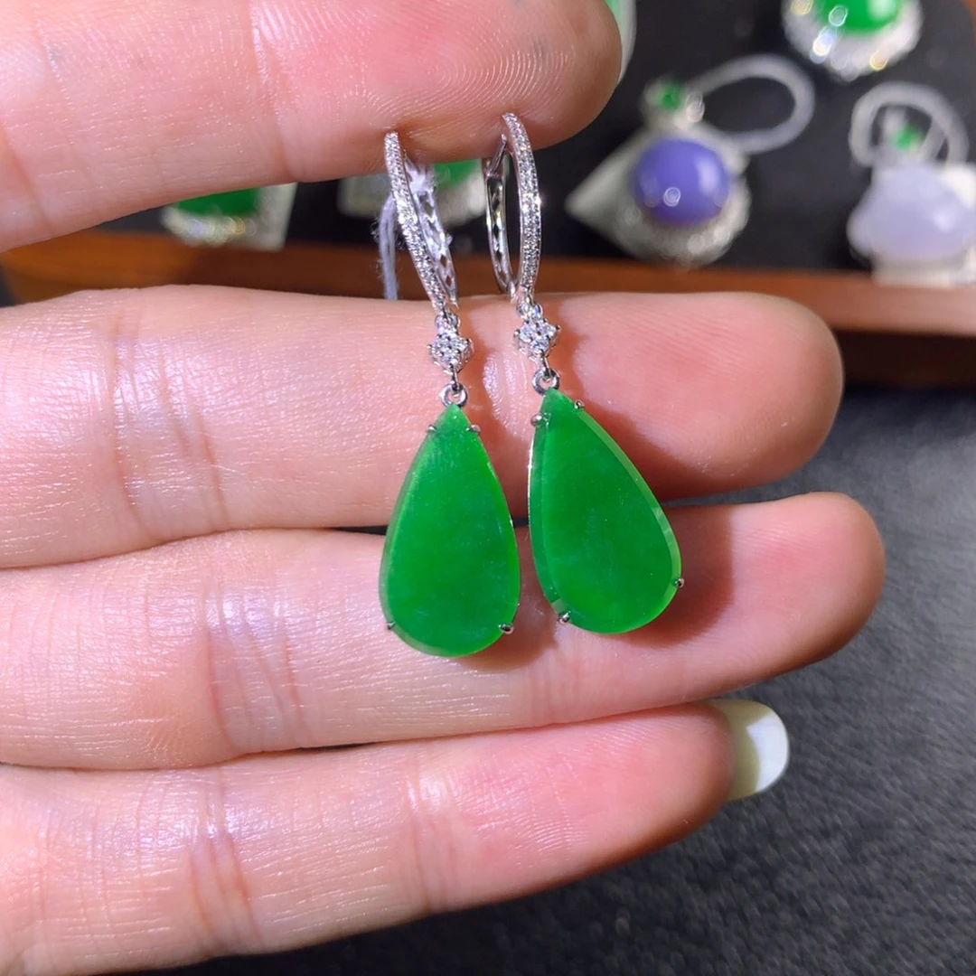 翡翠18K金镶嵌耳饰翡翠