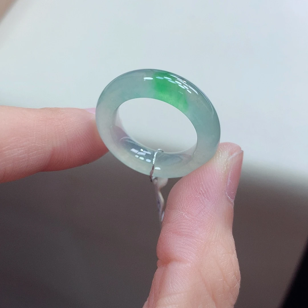 翡翠未镶嵌戒圈13-14号