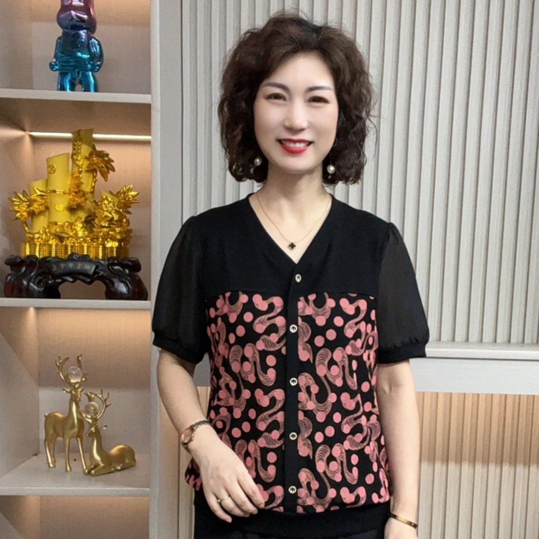 妈妈装流行欧若拉时尚潮牌女装宽松夏装女士独特漂亮小衫休闲短袖