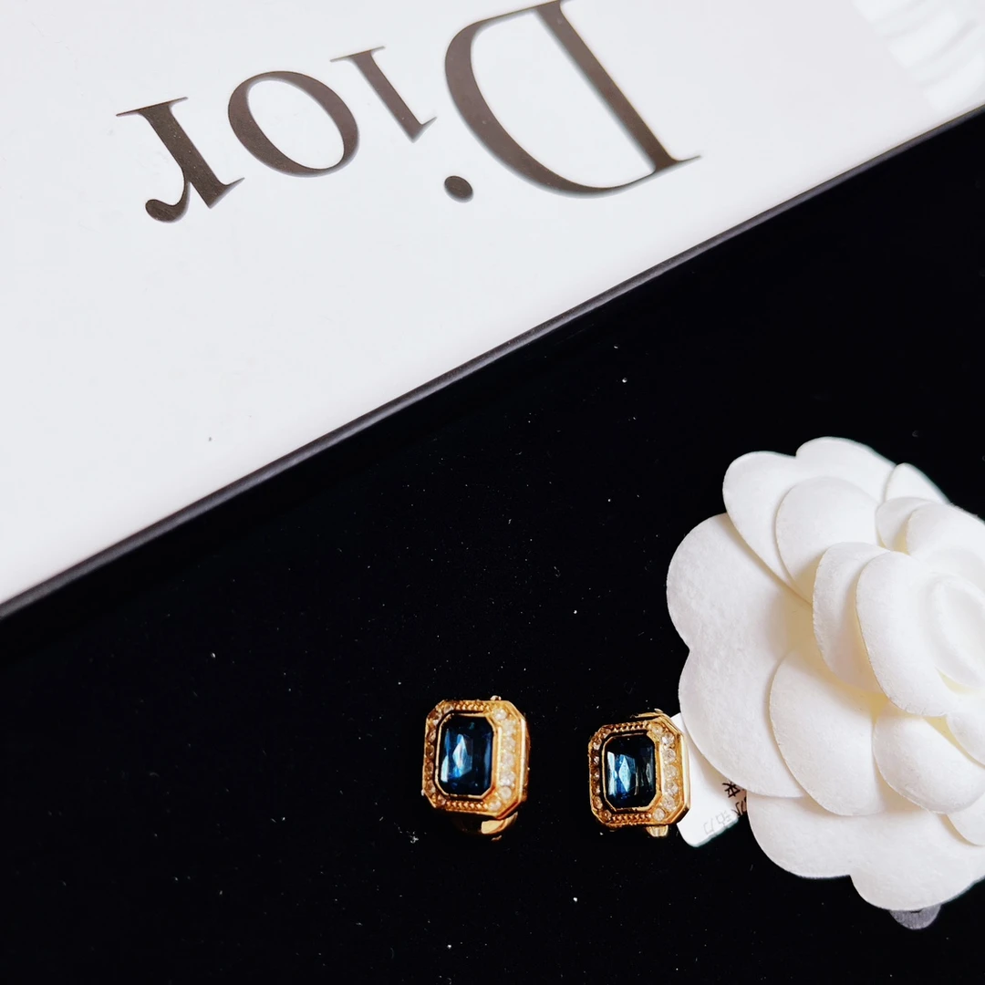 95新 DIOR/迪奥 柚礼中古/迪奥蓝色耳夹CG405221