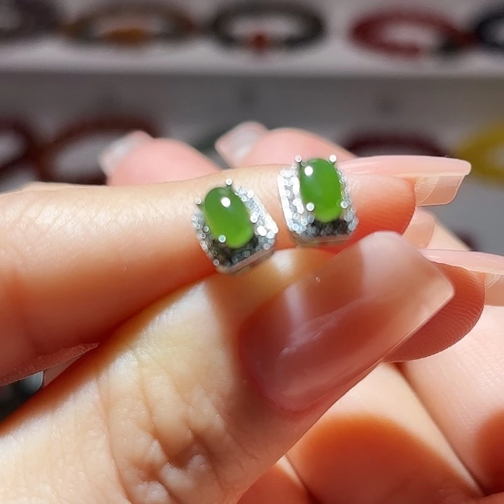 和田玉银S925镶嵌耳饰888888888888