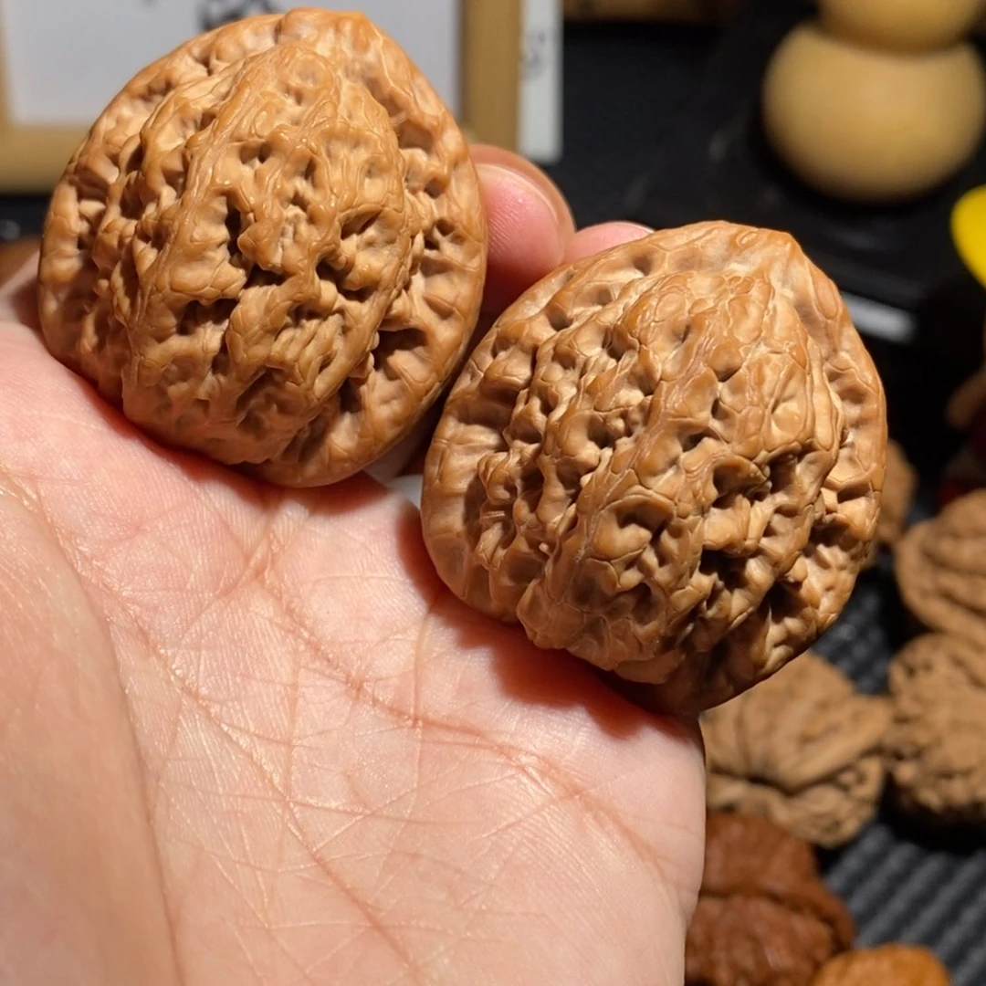 文玩核桃把件40金公子