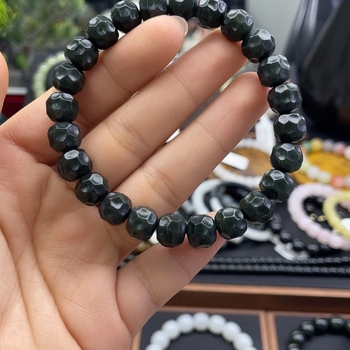 和田玉未镶嵌手串