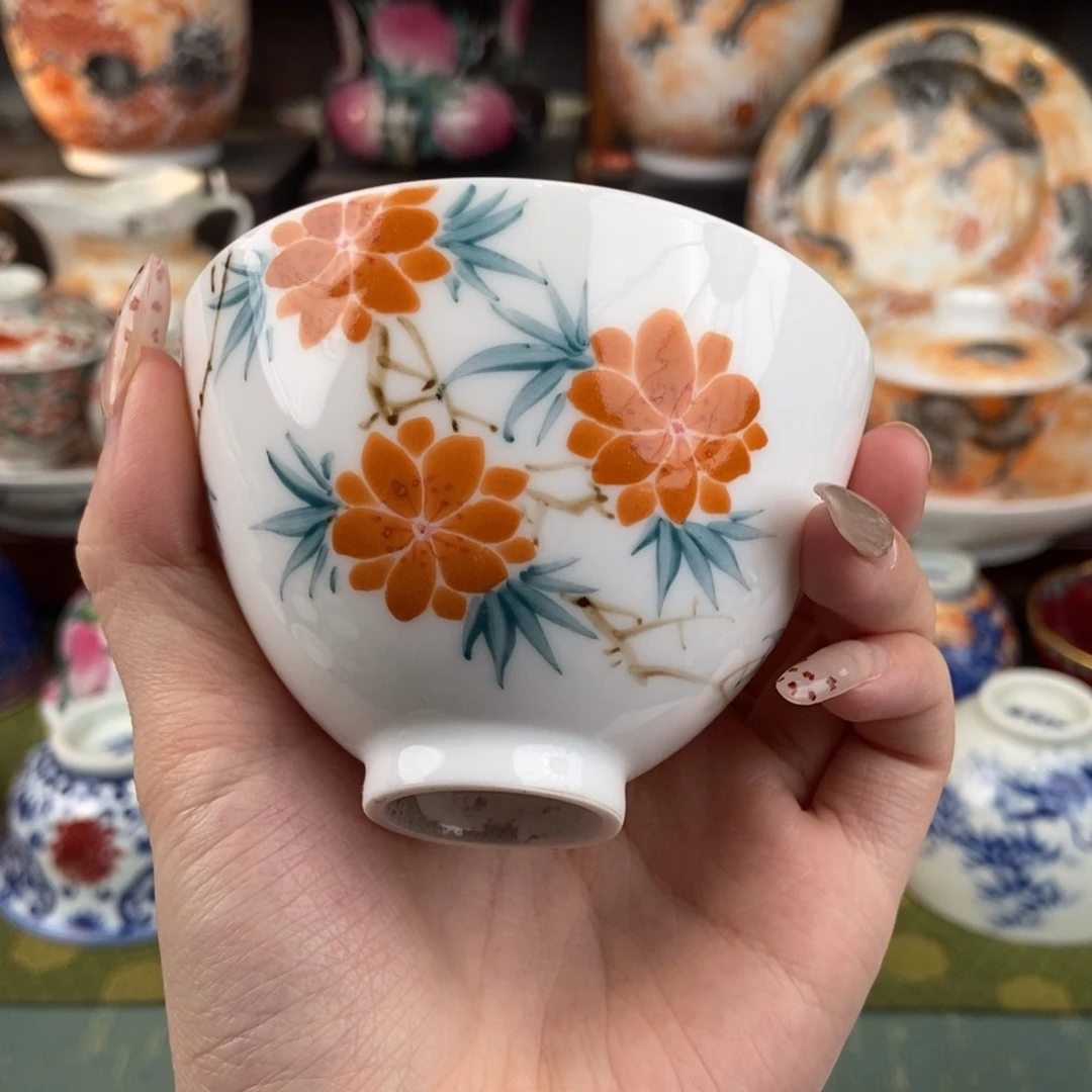 陶瓷的设计师是一个人