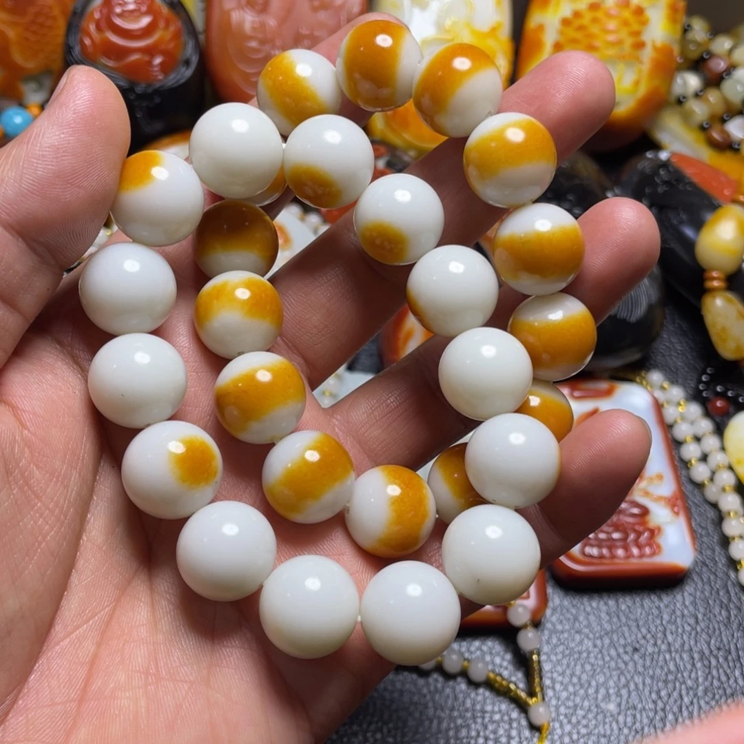 步***高和田玉未镶嵌颈饰