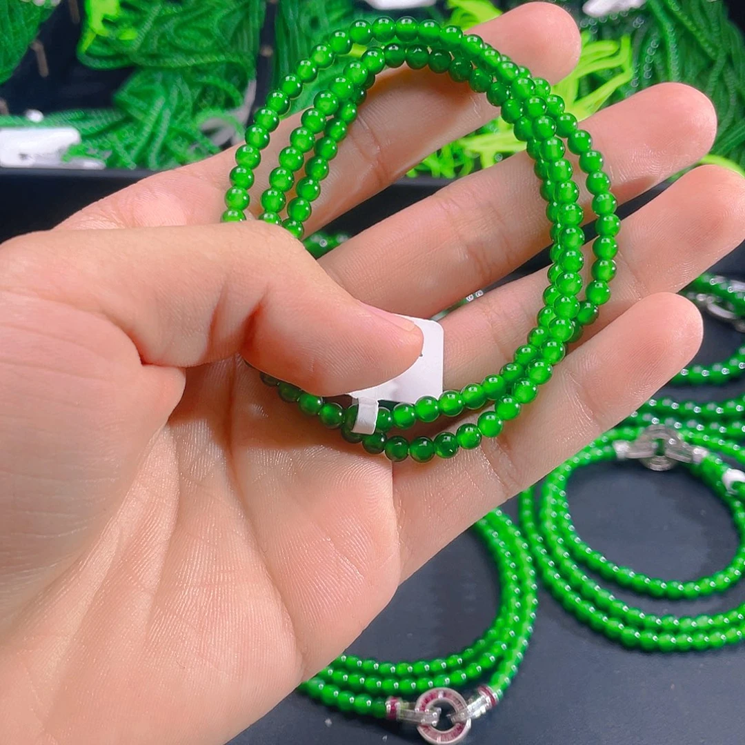 翡翠未镶嵌颈饰8888888888