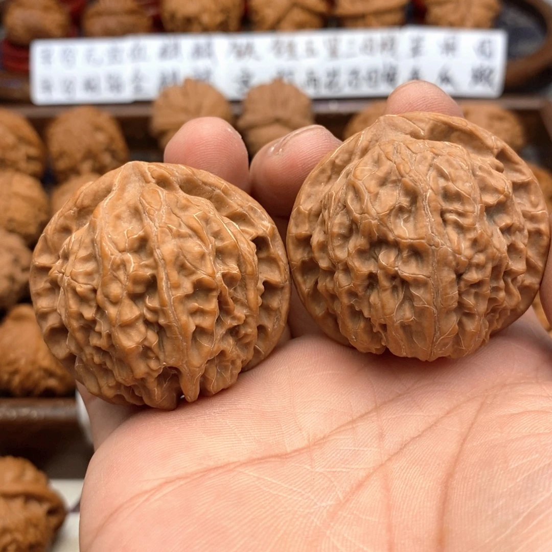 文玩核桃吊坠45尺 全品金麒麟 30
