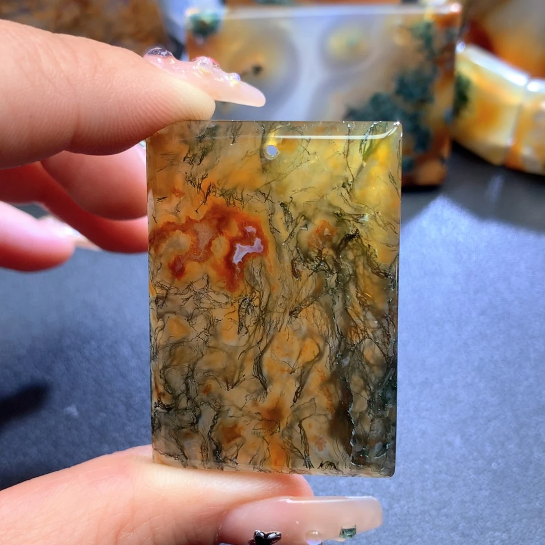 玛瑙/玉髓颈饰未镶嵌左*