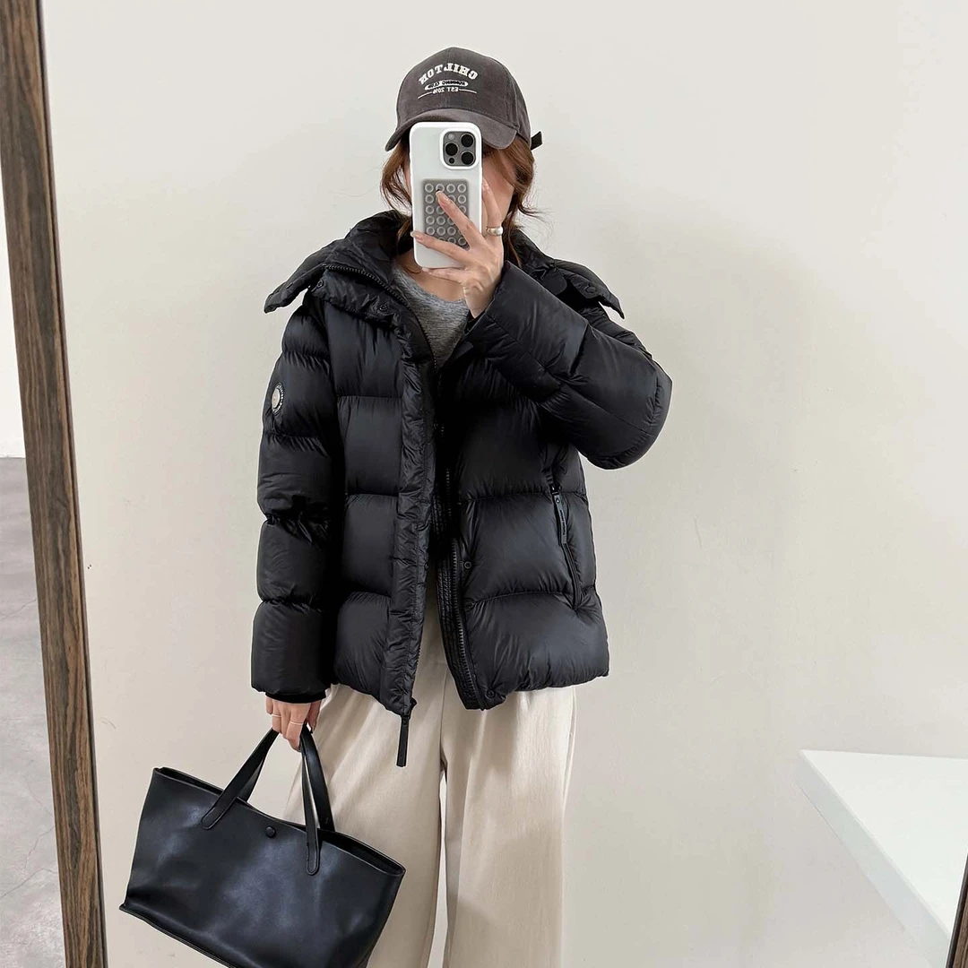 经典95白鸭绒羽绒服女短款2025年新款加厚泡芙宽松连帽外套