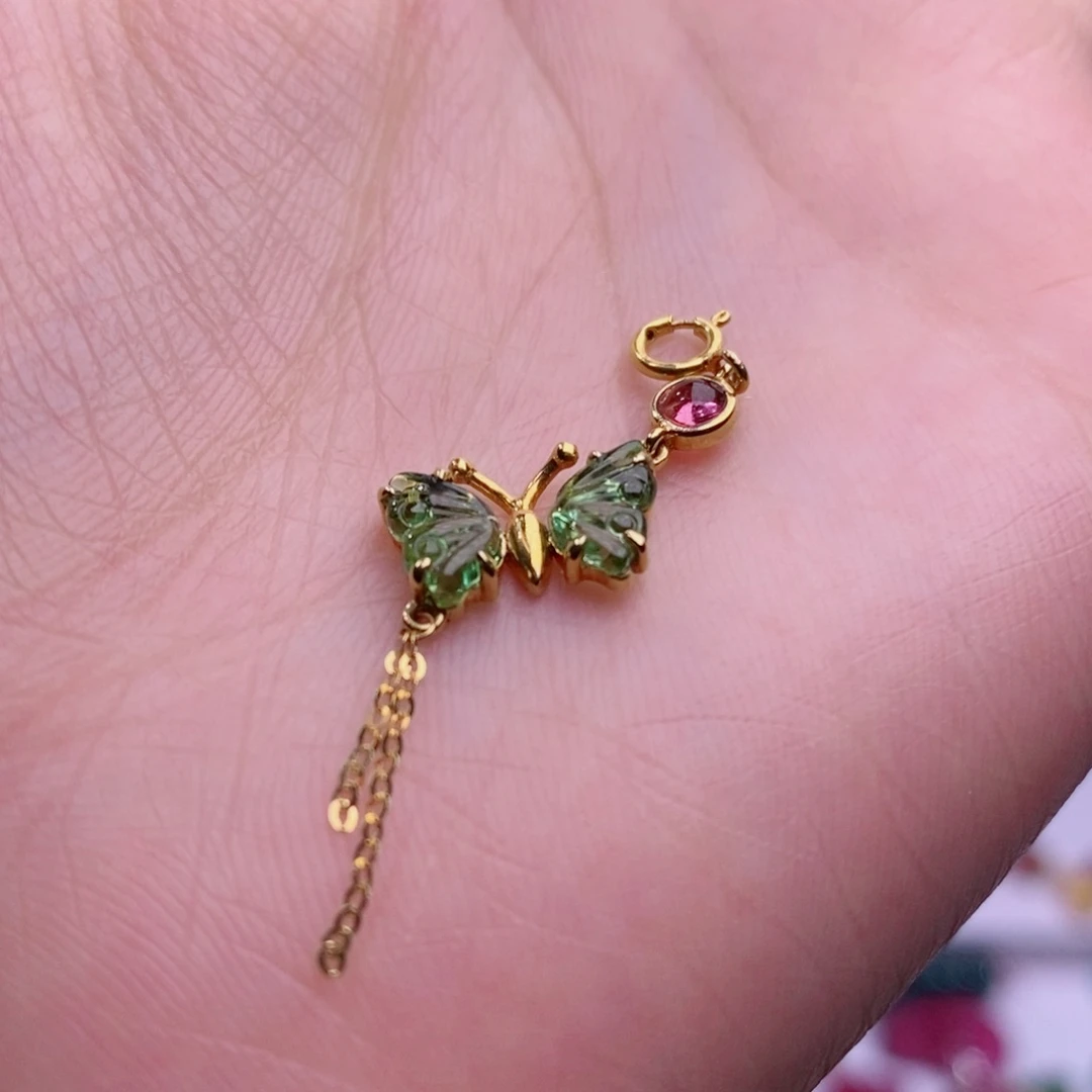 颈饰18K金镶嵌碧玺蝴蝶吊坠yy