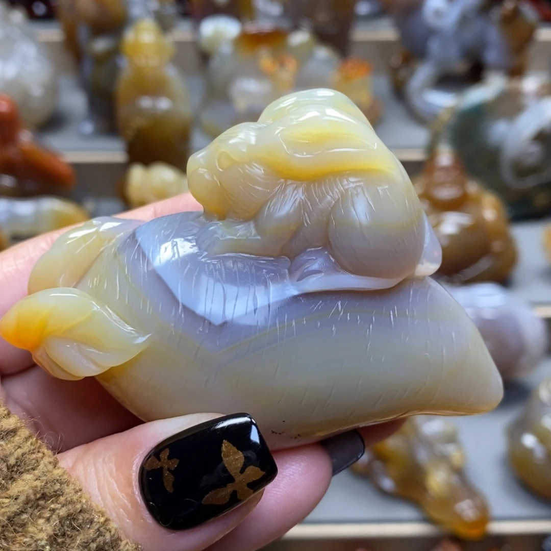 玛瑙/玉髓未镶嵌把件