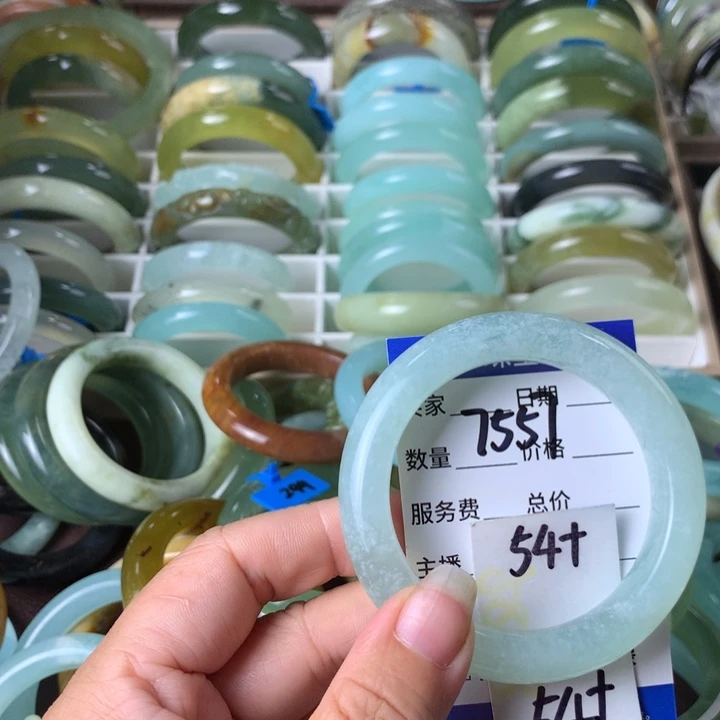 未镶嵌蛇纹石玉手镯7557
