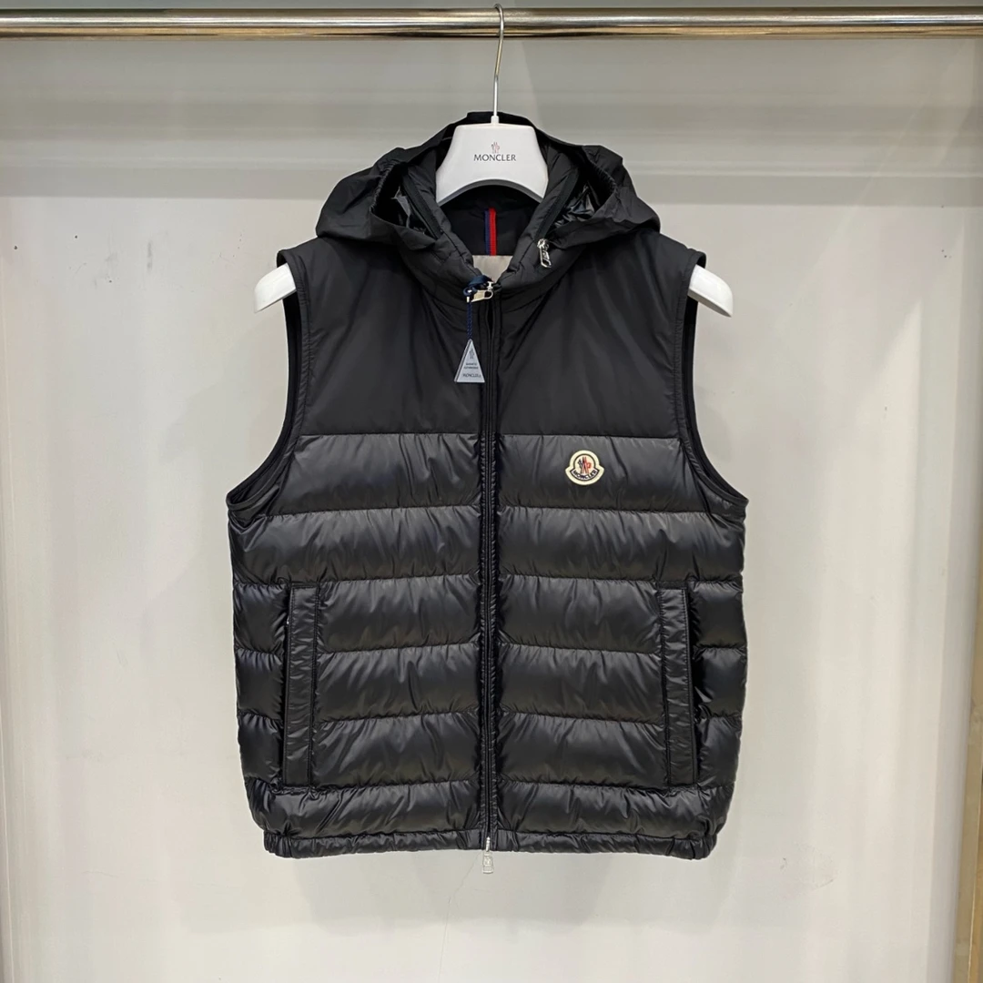 全新未使用Moncler盟可睐 1A00058 男士拉链隐藏帽拼接羽绒马甲