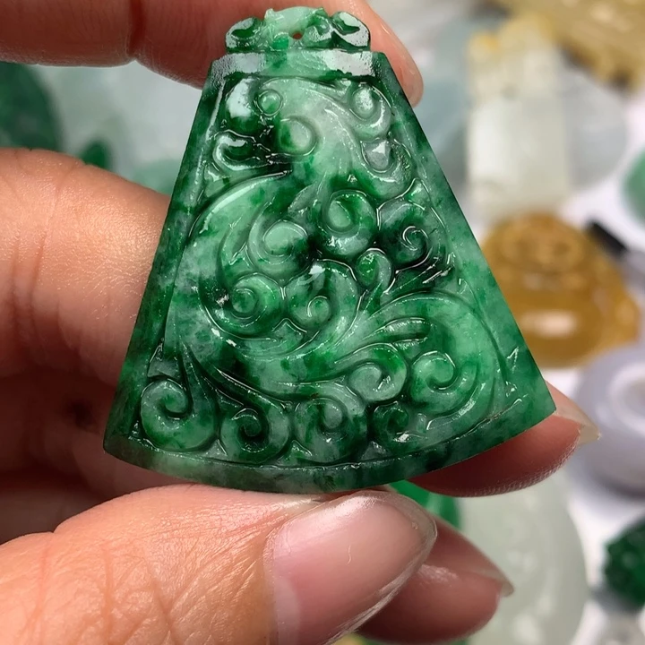 定制翡翠未镶嵌翡翠