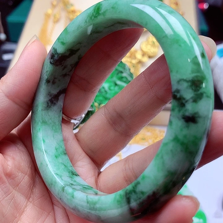 未镶嵌手镯翡翠翡翠