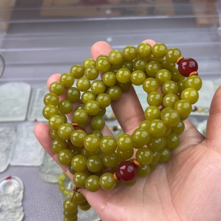 蛇纹石玉未镶嵌颈饰108粒