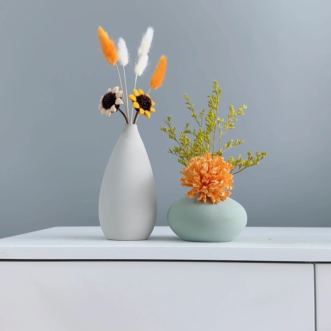 摆件陶瓷小花瓶含花总高约20-30cm