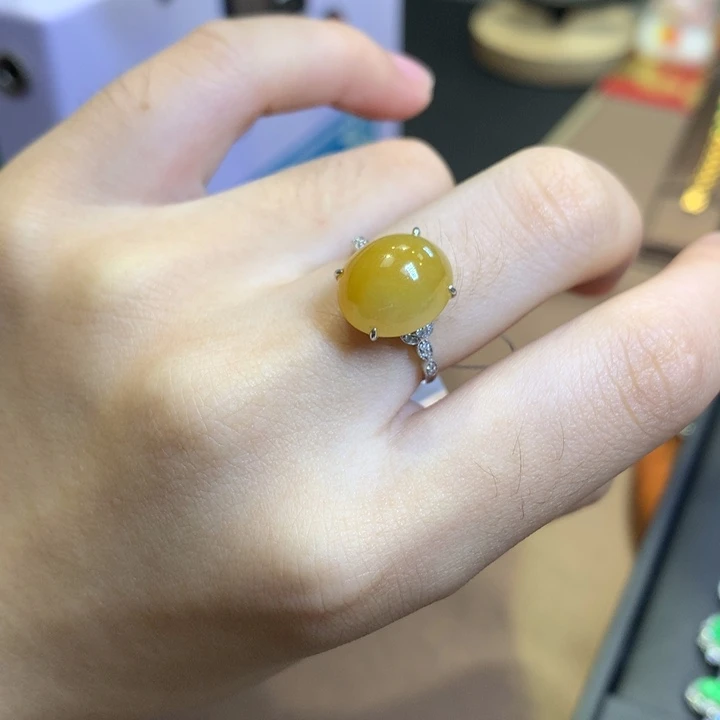 颈饰18K金镶嵌翡翠翡翠