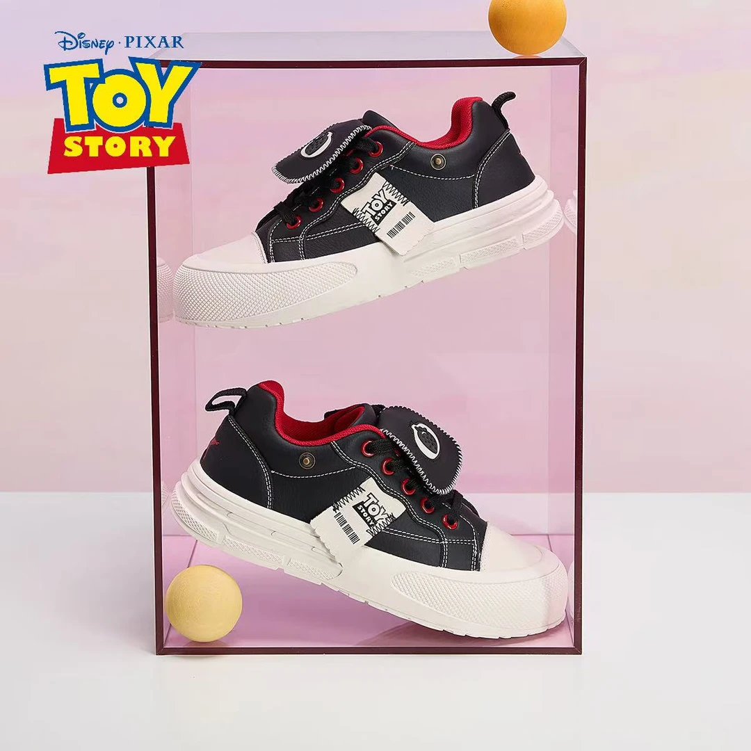 草莓熊男女童学生党女鞋新款百搭皮面帆布鞋羽绒服搭配款