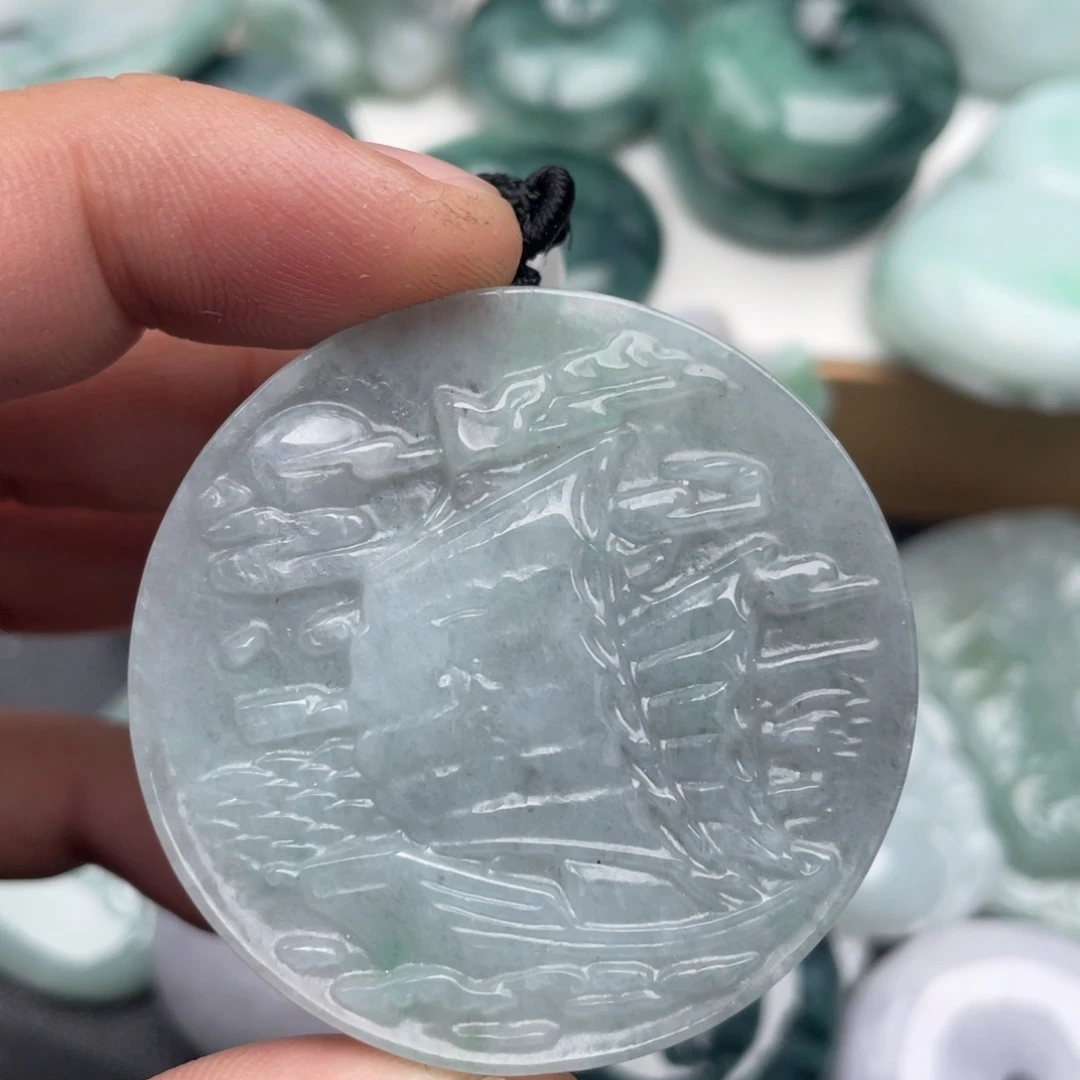 翡翠未镶嵌吊坠(不含链)