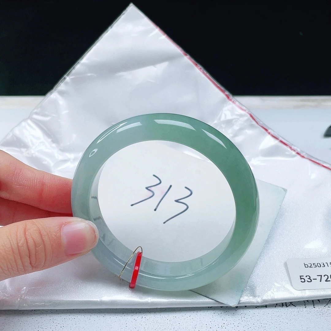 翡翠未镶嵌手镯53正圈