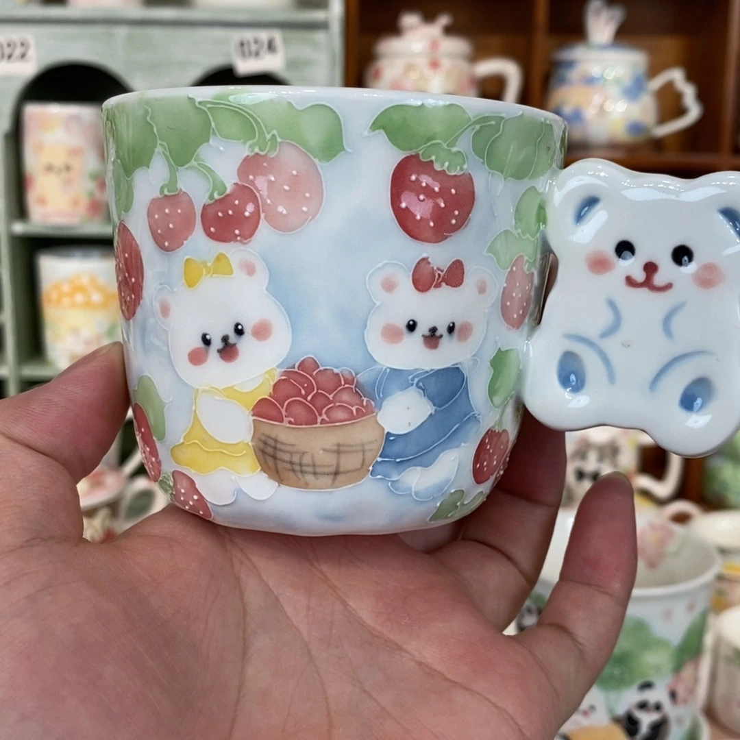 瓷片草莓熊马克杯微瑕