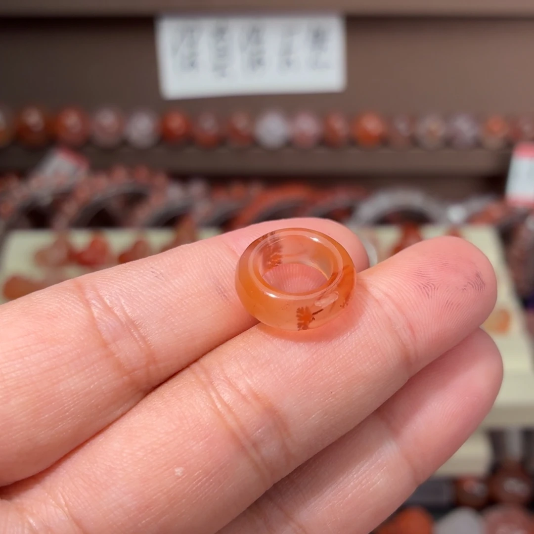 南红玛瑙未镶嵌川料内经卡9咪跑环