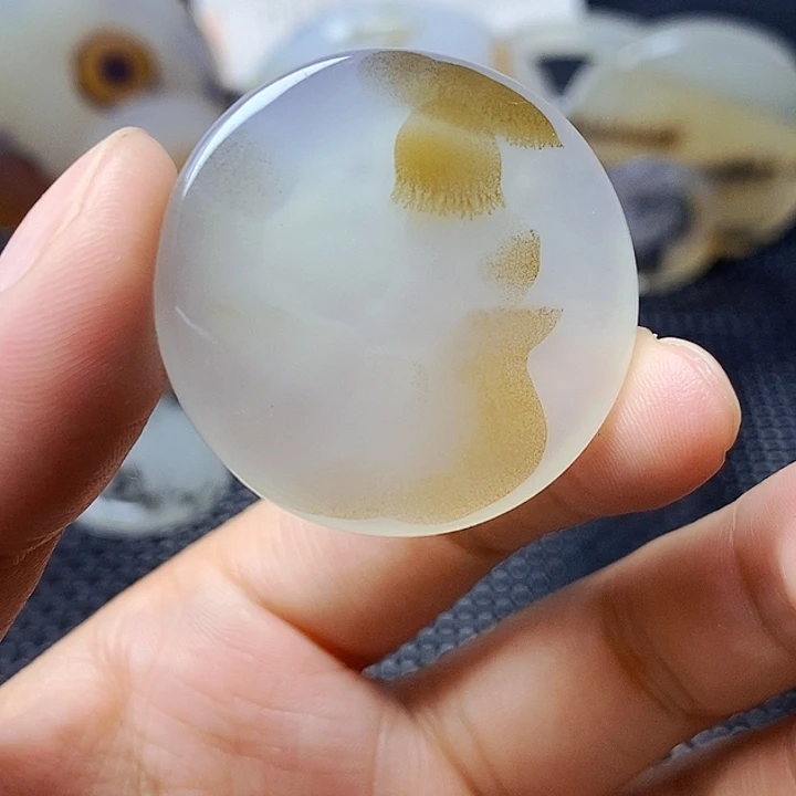 玛瑙/玉髓未镶嵌珠宝半成品