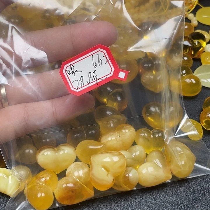 唉***喂裸石琥珀未镶嵌蜜蜡