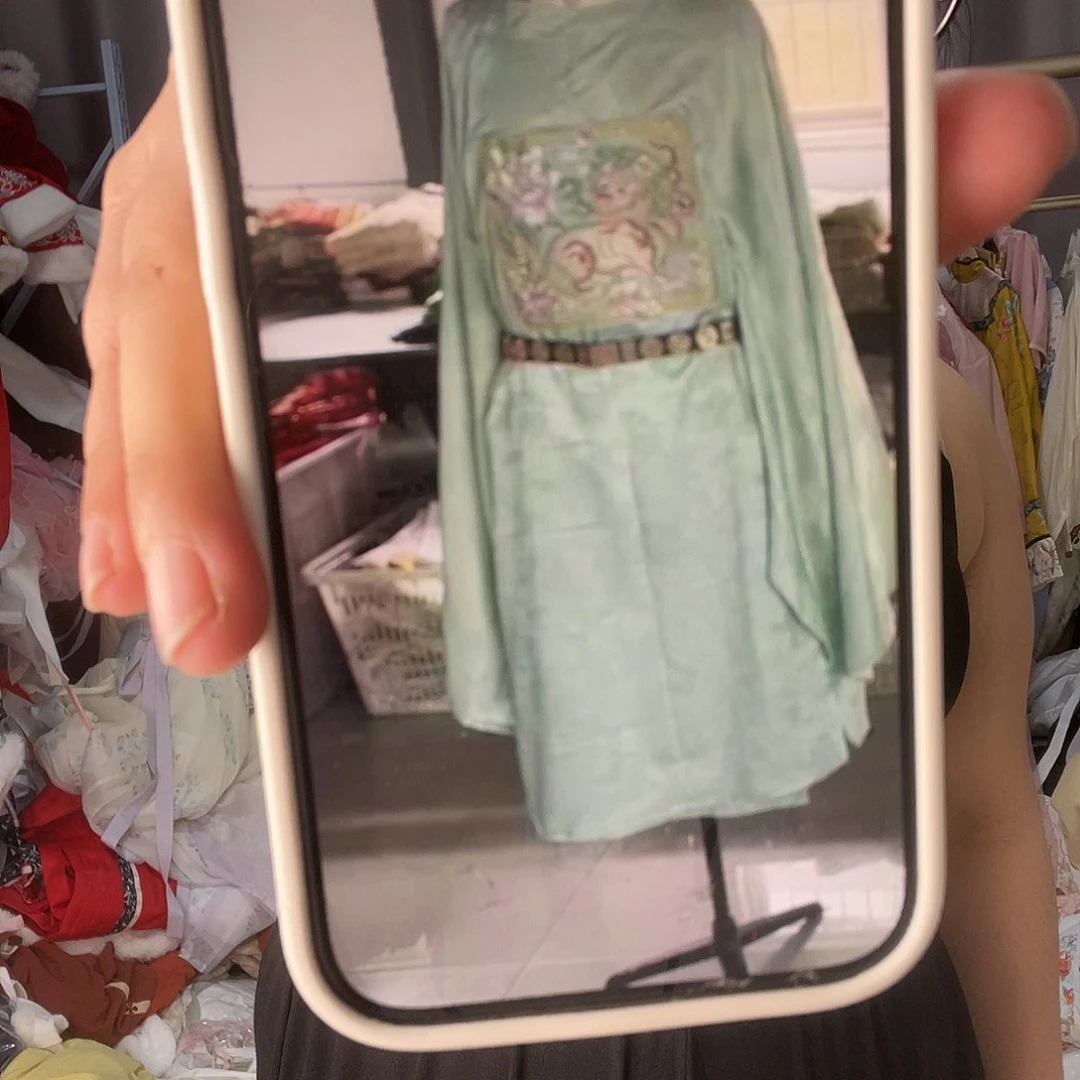 玉蝉花圆领袍全套