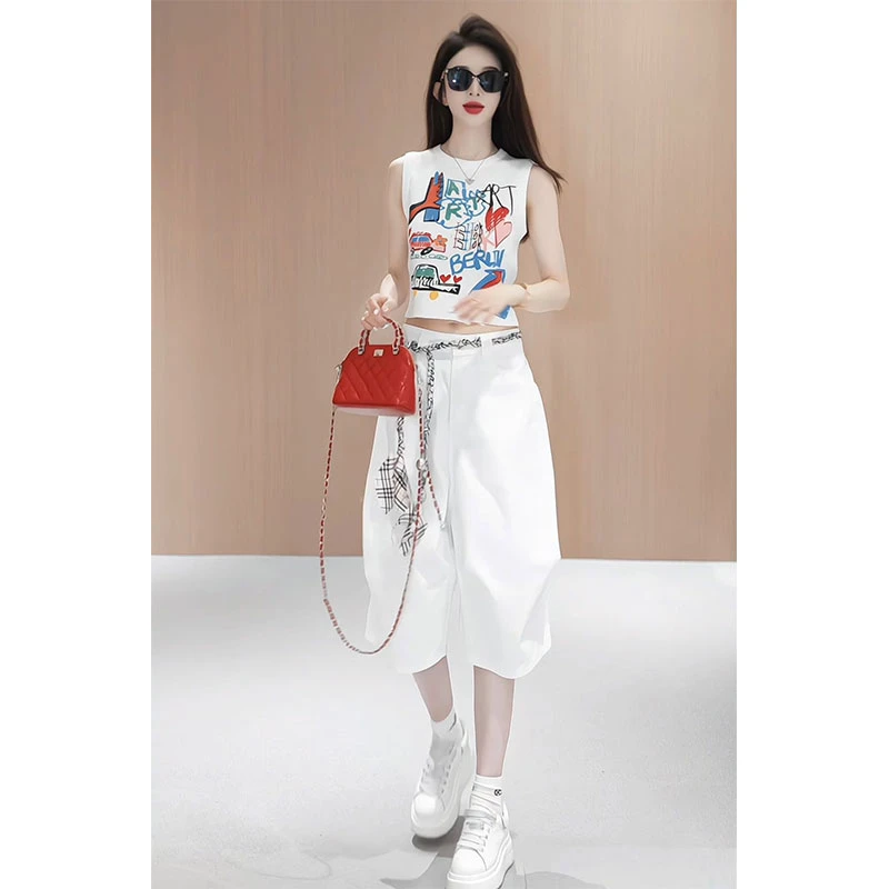 夏季时尚辣妹气质穿搭涂鸦圆领无袖背心百搭短裤子甜美休闲两件套