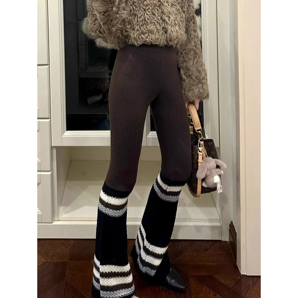 被惊艳到了！条纹咖色针织微喇叭裤子女秋冬季独特休闲百搭阔腿裤