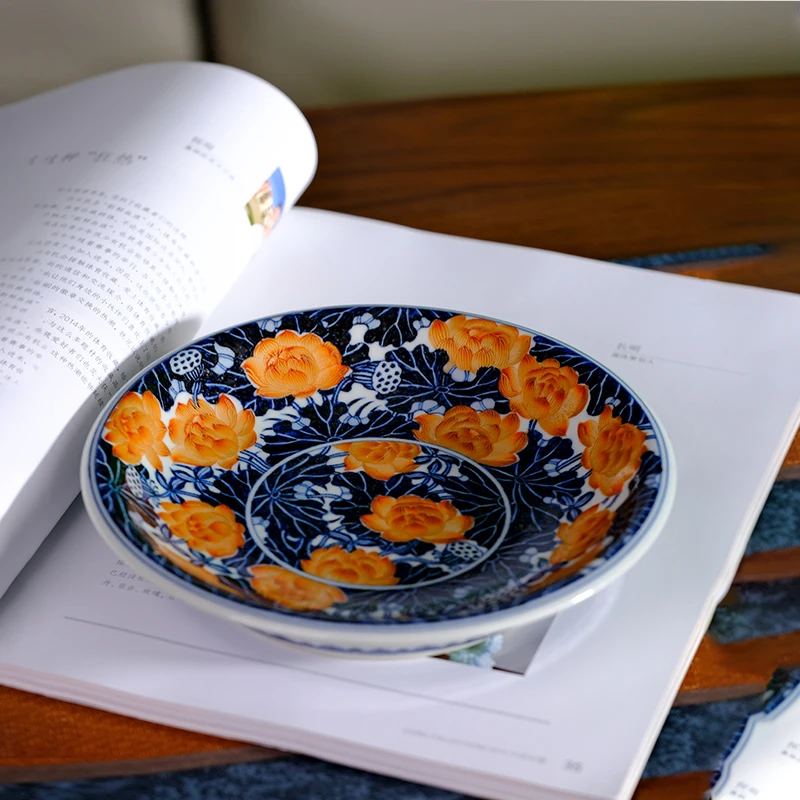 云林匠造矾红满莲壶承