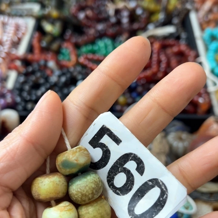 玛瑙/玉髓颈饰未镶嵌奇**；