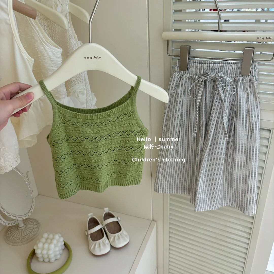 现【咸柠七】女童套装夏季2025小清新镂空绿色吊带条纹阔腿裤两件套