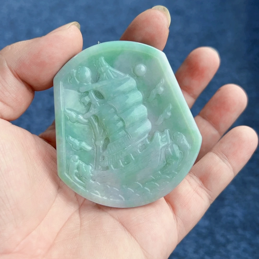 翡翠未镶嵌颈饰船