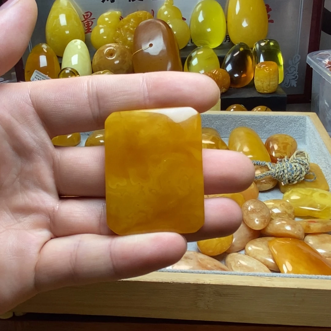 琥珀未镶嵌裸石蜜蜡
