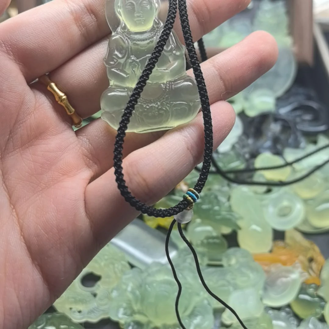 合金蛇纹石玉颈饰