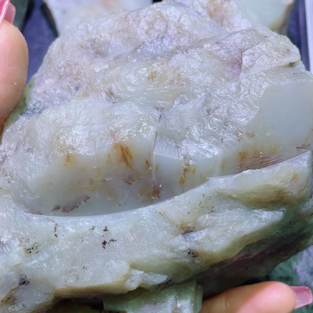 和田玉未镶嵌珠宝半成品