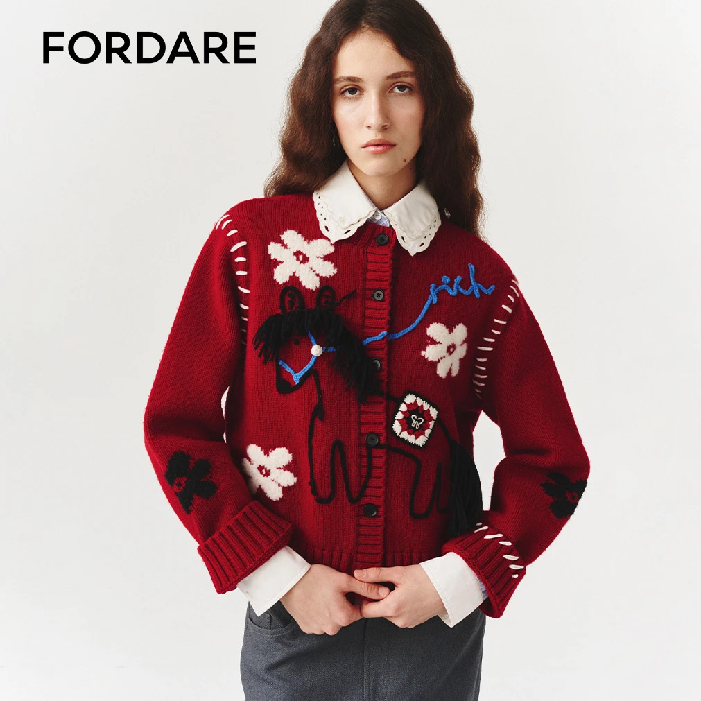 FORDARE/福蝶26新年款 "马上有钱”花朵开衫红色长袖毛衫毛衣6302