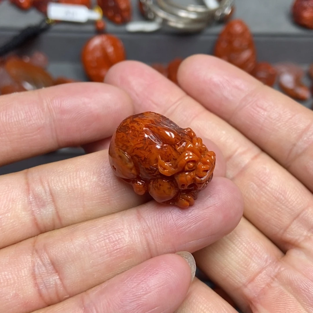 南红玛瑙吊坠(不含链)未镶嵌?****张